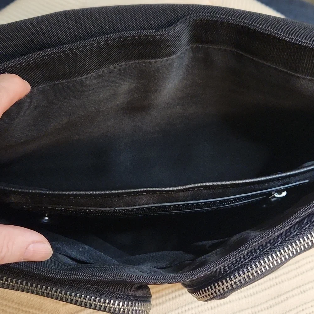 Banana Republic black canvas messenger laptop bag